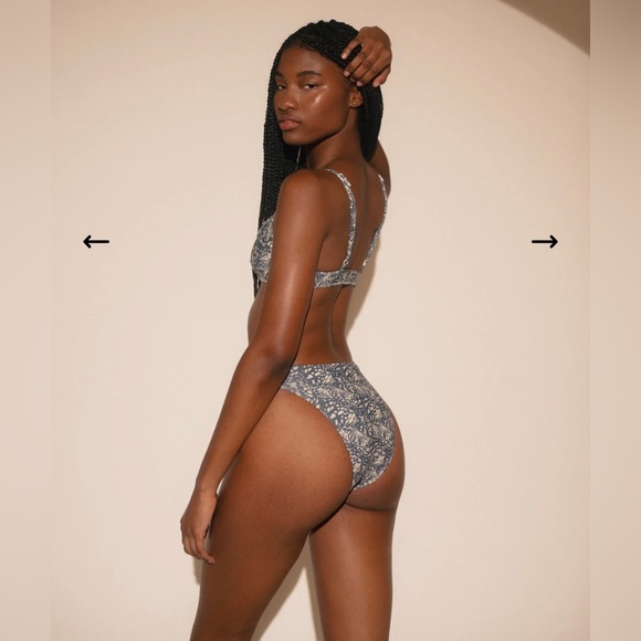 Advent Intimates Swim top & Bottom - Picture 3 of 6